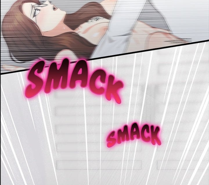 Under Her Desk Chapter 12 - Page 123